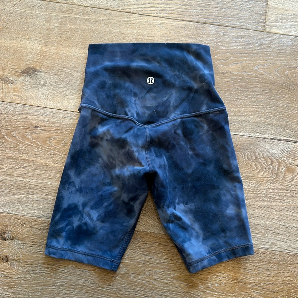 Lululemon biker shorts